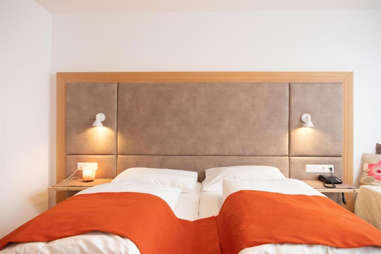 Santner, Hotel Eugendorf Zewnętrze zdjęcie
